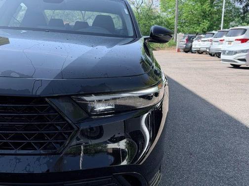 Crystal Black Pearl 2026 Honda Accord SE