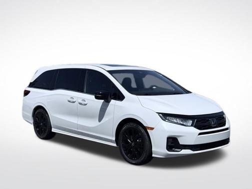 Platinum White Pearl 2026 Honda Odyssey Sport-L