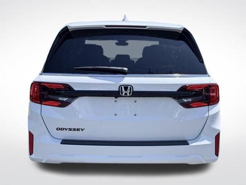 Platinum White Pearl 2026 Honda Odyssey Sport-L