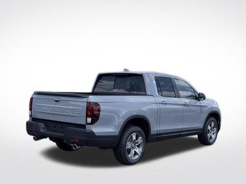 Sonic Gray Pearl 2026 Honda Ridgeline RTL