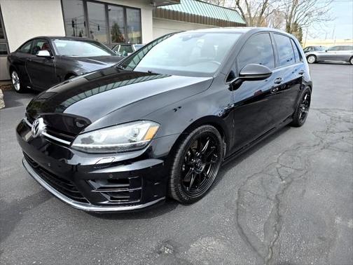 2017 Volkswagen Golf R 2.0T Manual