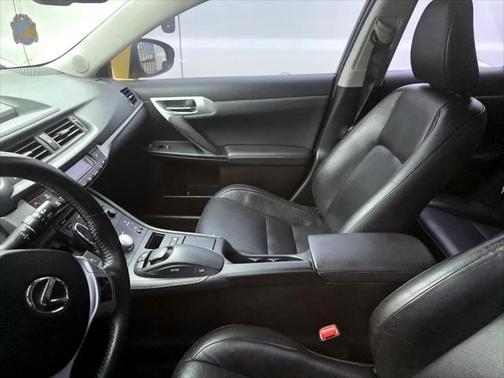 2011 Lexus CT 200h Premium