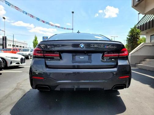 2022 BMW M550 i Xdrive