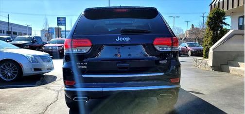 2018 Jeep Grand Cherokee Summit