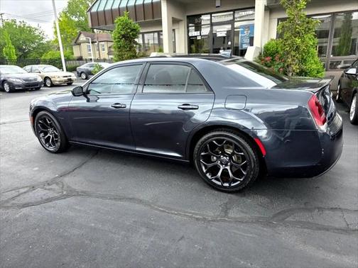 2019 Chrysler 300 S