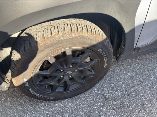 Ice Silver Metallic 2025 Subaru Crosstrek Wilderness