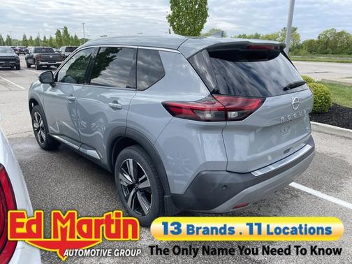 Boulder Gray Pearl 2021 Nissan Rogue SL