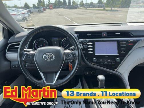 2020 Toyota Camry SE