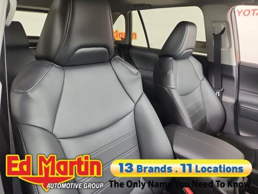 2025 Toyota RAV4 Hybrid XLE Premium