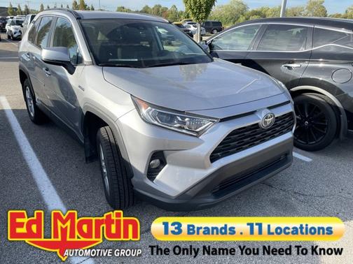 2025 Toyota RAV4 XLE