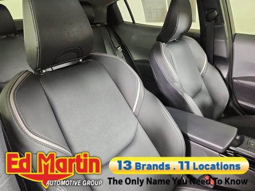 2025 Toyota Prius XLE