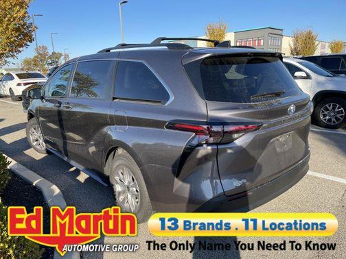 2024 Toyota Sienna XLE