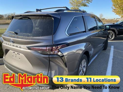 2024 Toyota Sienna XLE