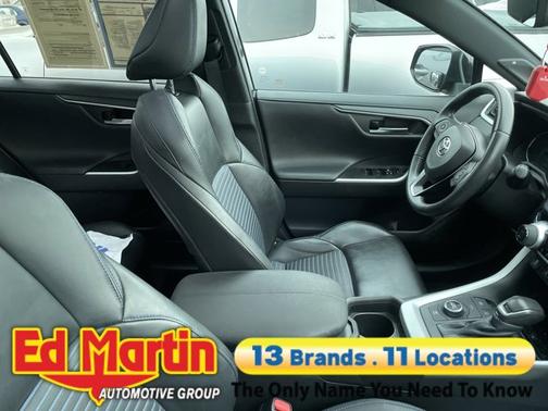 2021 Toyota RAV4 Hybrid SE