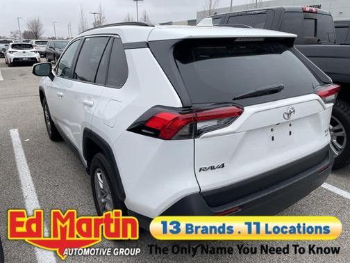 2025 Toyota RAV4 XLE