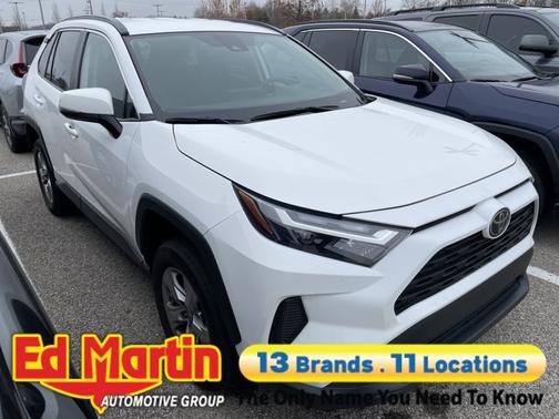 2025 Toyota RAV4 XLE