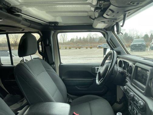 2020 Jeep Gladiator Sport S