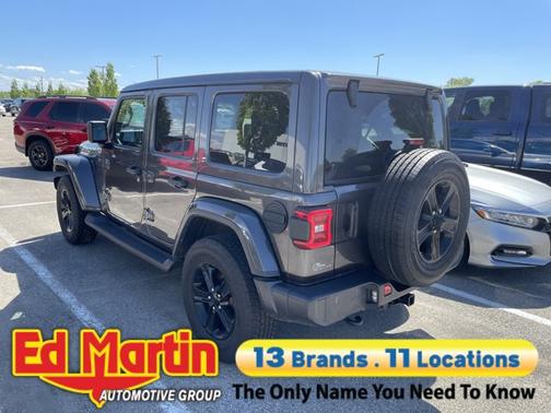 Granite Crystal Metallic Clearcoat 2020 Jeep Wrangler Unlimited Sahara
