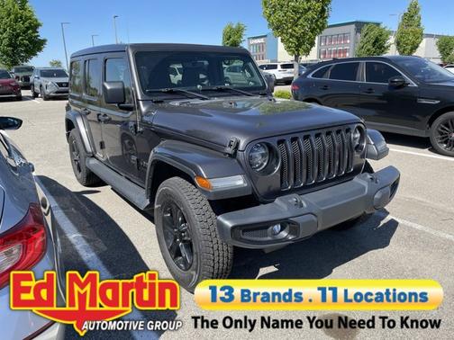Granite Crystal Metallic Clearcoat 2020 Jeep Wrangler Unlimited Sahara