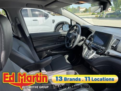 Platinum White Pearl 2024 Honda Odyssey EX-L