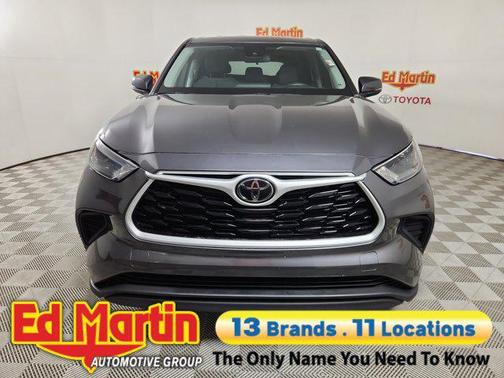 Magnetic Gray Metallic 2023 Toyota Highlander L