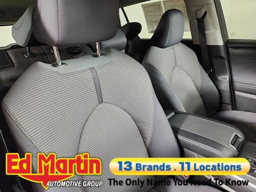 Magnetic Gray Metallic 2023 Toyota Highlander L