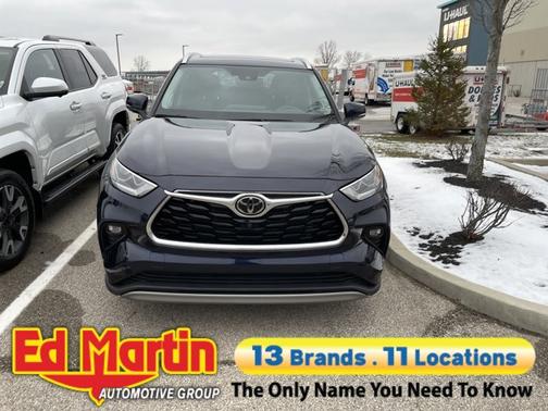 2022 Toyota Highlander Platinum