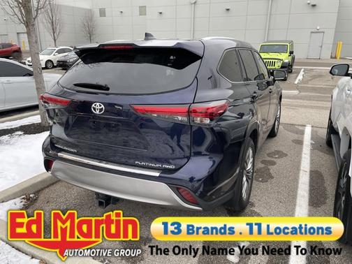 2022 Toyota Highlander Platinum