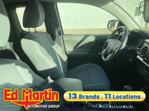 2022 Toyota Tacoma SR5