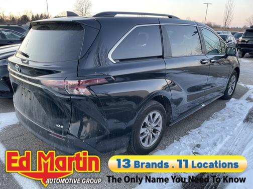 2025 Toyota Sienna XLE