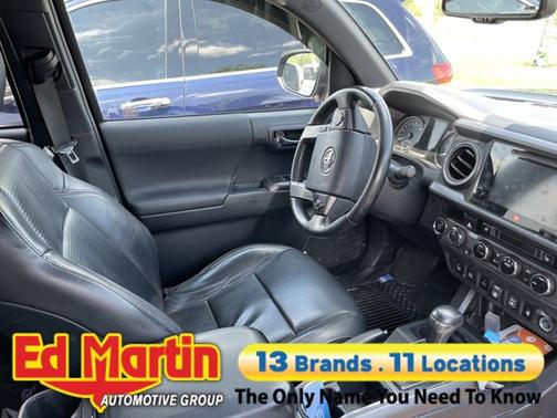 Midnight Black Metallic 2018 Toyota Tacoma TRD Off Road