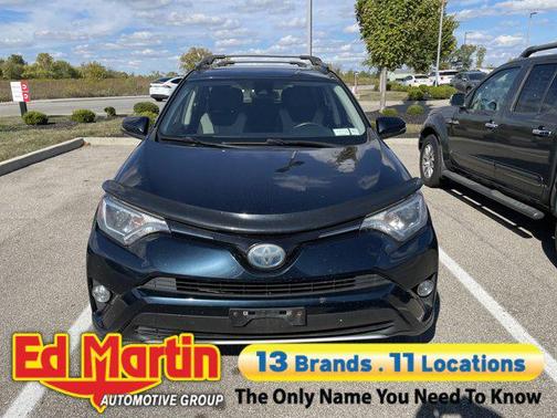 2017 Toyota RAV4 Hybrid SE