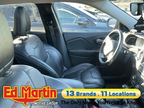 2022 Jeep Cherokee Trailhawk