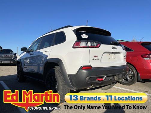 2022 Jeep Cherokee Trailhawk