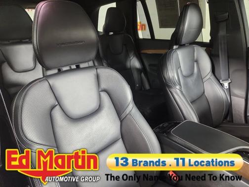 Gray Metallic 2018 Volvo XC90 T6 Inscription
