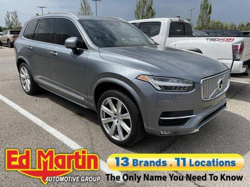 Gray Metallic 2018 Volvo XC90 T6 Inscription