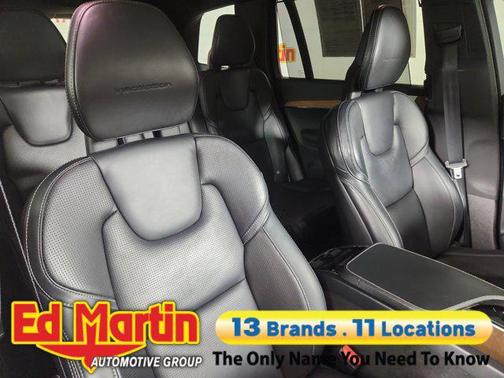 Gray Metallic 2018 Volvo XC90 T6 Inscription