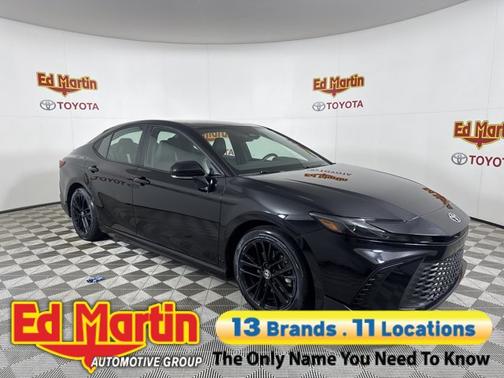Midnight Black Metallic 2025 Toyota Camry SE