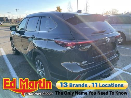 2025 Toyota Highlander Hybrid XLE