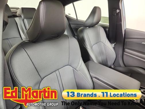 Ocean Gem/Midnight Black Metallic 2026 Toyota Camry XSE