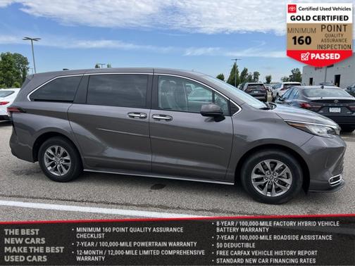 2022 Toyota Sienna XLE 7 Passenger