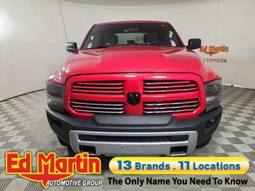 Flame Red Clearcoat 2022 RAM 1500 Classic Warlock Crew Cab 4x4 5'7' Box