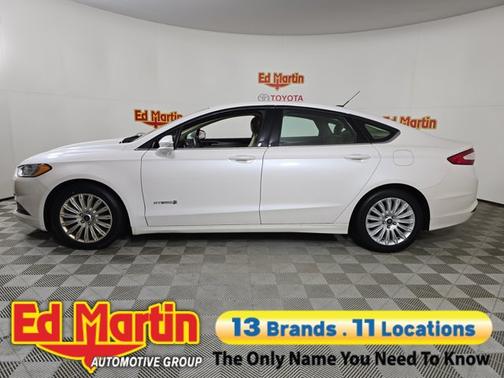 2015 Ford Fusion Hybrid SE