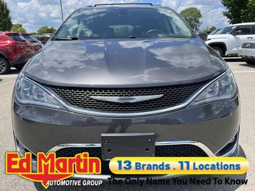 2018 Chrysler Pacifica Touring-L