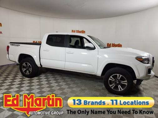 Super White 2017 Toyota Tacoma TRD Sport
