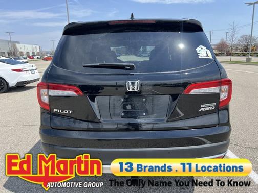 2021 Honda Pilot Touring 8-Passenger