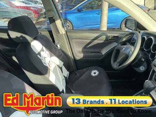 2006 Pontiac Vibe Base