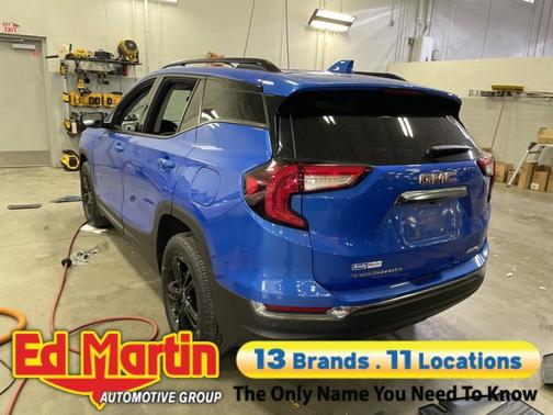 2024 GMC Terrain AWD AT4