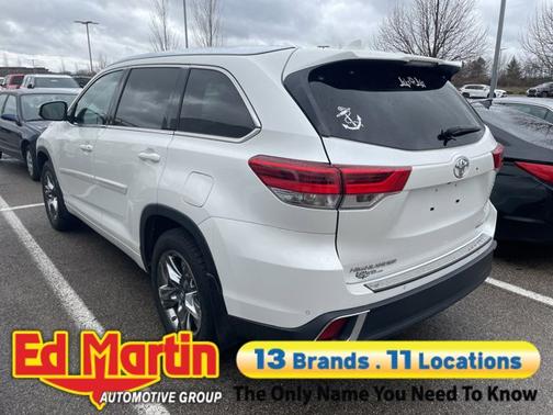 2019 Toyota Highlander Limited Platinum
