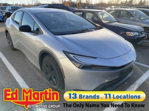 2025 Toyota Prius LE